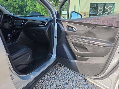 Used 2020 Buick Encore Preferred w/ Safety Package AWD/4WD image 18