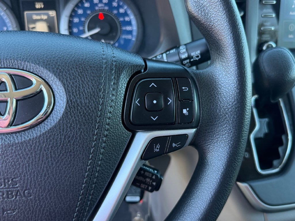 Used 2020 Toyota Sienna LE FWD image 20