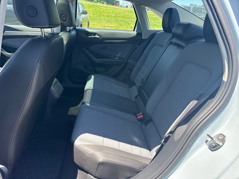 Certified 2026 Volkswagen Jetta SE FWD image 14