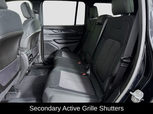 New 2025 Jeep Grand Cherokee Laredo X w/ Luxury Tech Group I image 11