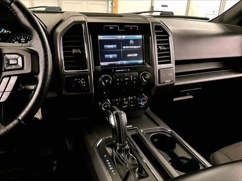 Used 2015 Ford F150 XLT w/ Equipment Group 302A Luxury AWD/4WD image 6