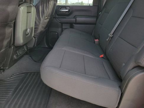 Used 2024 Chevrolet Silverado 2500 Custom w/ Custom Convenience Package image 8