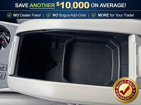 Used 2019 Toyota Highlander XLE image 30