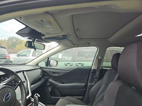 Used 2023 Subaru Outback Premium image 15