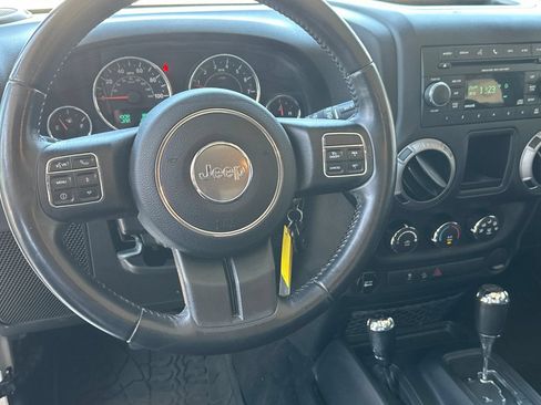 Used 2016 Jeep Wrangler Sport AWD/4WD image 14