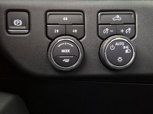 New 2026 Chevrolet Silverado 2500 LT AWD/4WD image 16