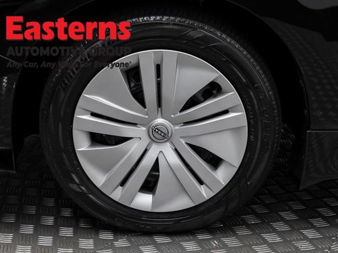 Used 2023 Nissan Leaf S image 31