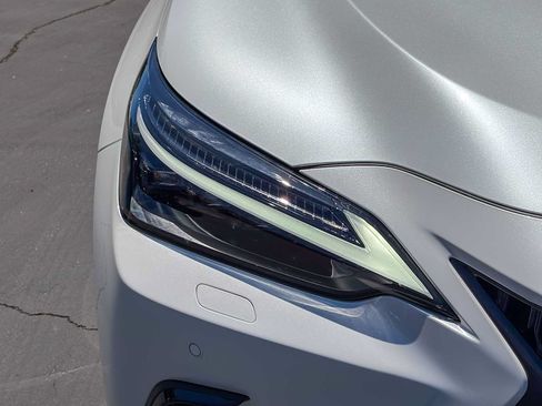 Used 2024 Lexus NX 450h+ AWD w/ Vision Package image 7