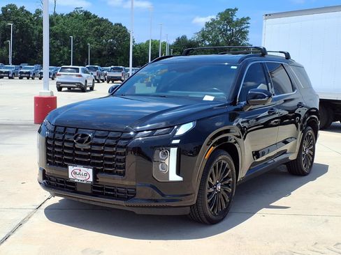 Used 2024 Hyundai Palisade Calligraphy AWD/4WD image 3