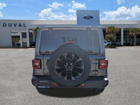 Used 2021 Jeep Wrangler Unlimited Sahara w/ Cold Weather Group image 5