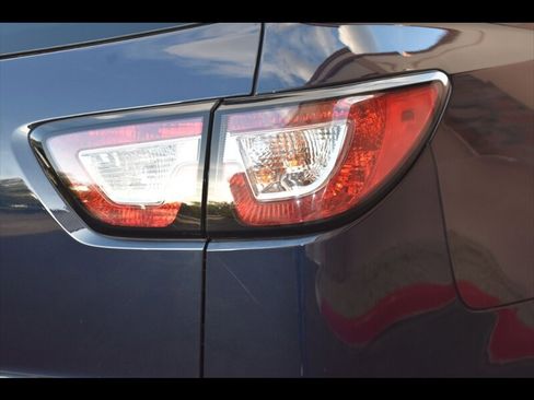 Used 2017 Chevrolet Traverse LT w/ Style and Technology Package image 52