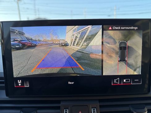 Used 2023 Audi SQ5 Premium Plus w/ Premium Plus Package image 18