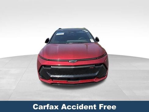 Used 2024 Chevrolet Equinox EV RS FWD image 2