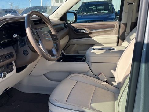 Used 2023 GMC Yukon Denali w/ Max Trailering Package image 22