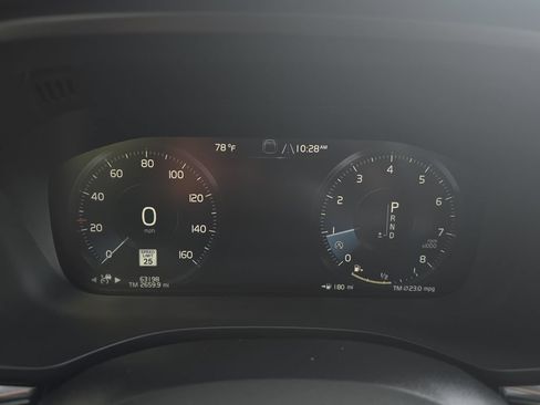 Used 2020 Volvo XC60 T5 Momentum w/ Protection Package Premier AWD/4WD image 22