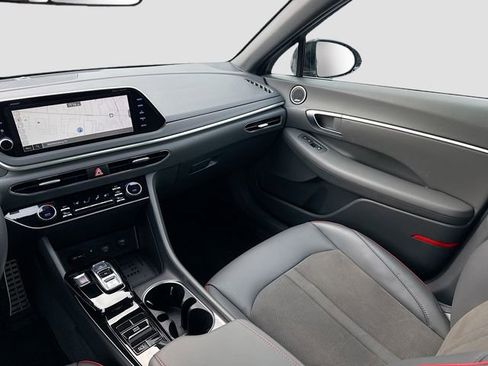 Used 2023 Hyundai Sonata SEL Plus image 26