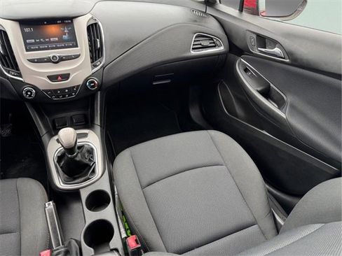 Used 2016 Chevrolet Cruze LS image 12