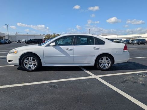 Used 2016 Chevrolet Impala LT FWD image 4