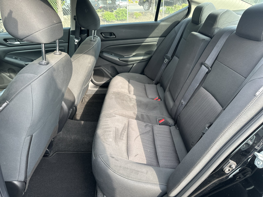 Used 2024 Nissan Altima 2.5 SV FWD image 19