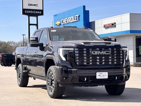 New 2026 GMC Sierra 2500 Denali Ultimate AWD/4WD image 2