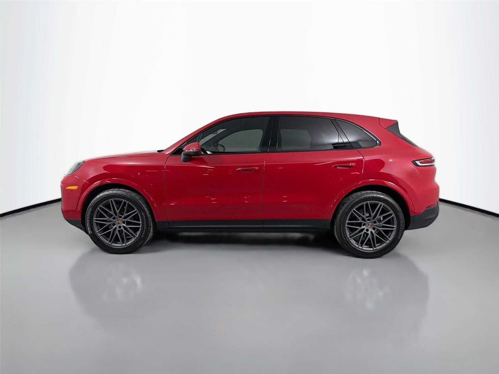 Certified 2026 Porsche Cayenne AWD/4WD image 2