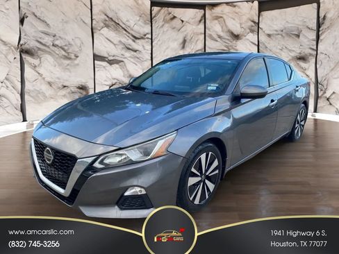 Used 2020 Nissan Altima 2.5 S FWD image 2