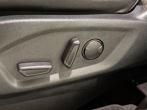 Used 2019 Ford Explorer Limited w/ Class III Trailer Tow Package image 24