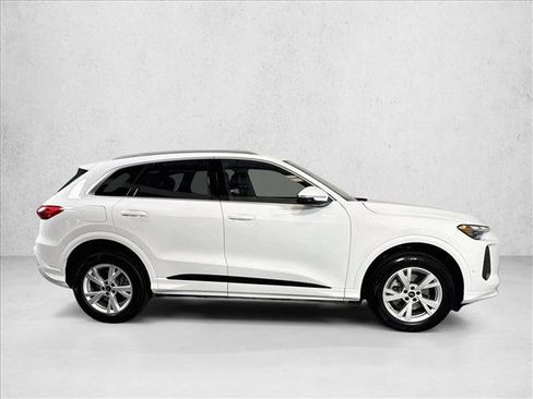 Used 2025 Audi Q5 Premium AWD/4WD image 4