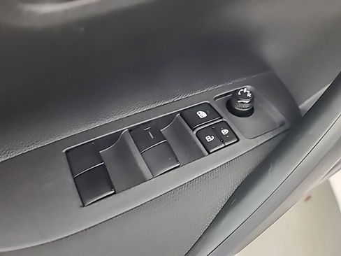 Used 2025 Toyota Corolla LE image 24