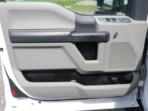 Used 2022 Ford F250 XL w/ Power Equipment Group AWD/4WD image 14