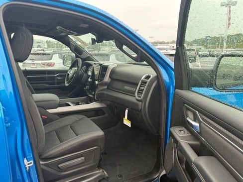 New 2026 RAM 1500 4x4 Crew Cab image 26