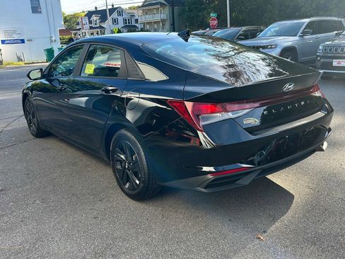 Used 2022 Hyundai Elantra SEL w/ Convenience Package image 5