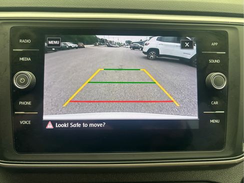 Used 2021 Volkswagen Atlas SE w/ Towing Package AWD/4WD image 19