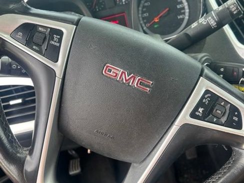 Used 2016 GMC Terrain SLE AWD/4WD image 15