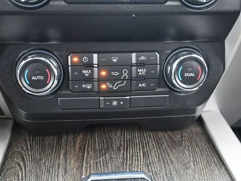 Used 2021 Ford F350 Lariat w/ Tremor Off-Road Package image 22