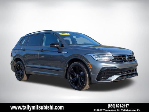 Used 2023 Volkswagen Tiguan SE R-Line FWD image 1