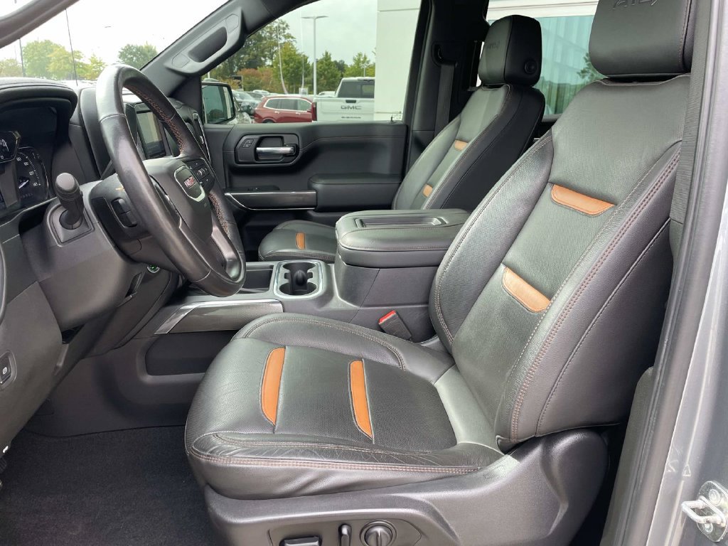 Used 2020 GMC Sierra 1500 AT4 w/ AT4 Premium Package AWD/4WD image 18
