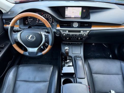 Used 2014 Lexus ES 350 image 19