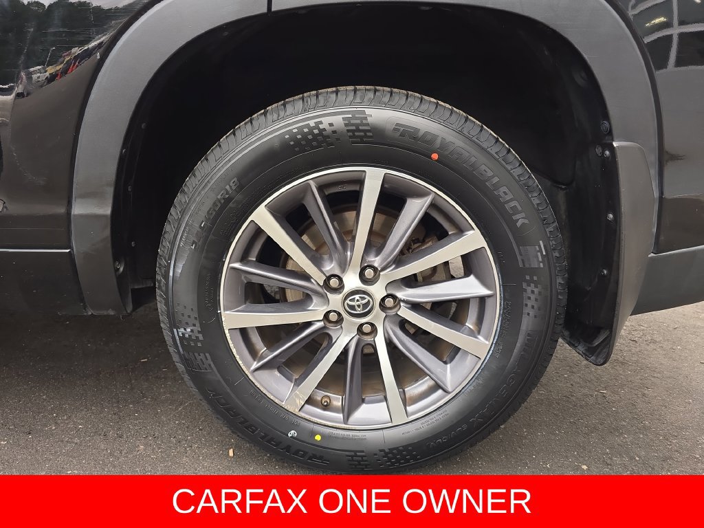 Used 2017 Toyota Highlander XLE AWD/4WD image 35