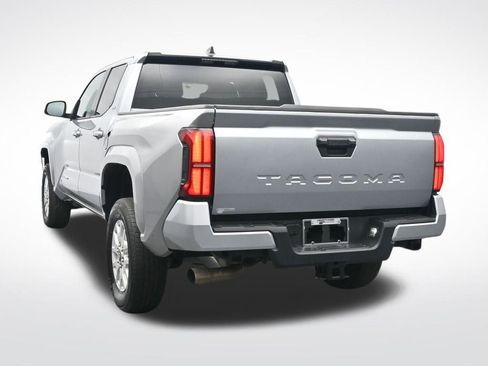Used 2024 Toyota Tacoma SR5 image 9