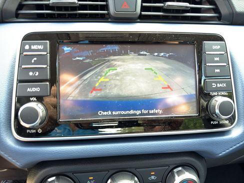 New 2025 Nissan Versa SV w/ Trunk Package image 25