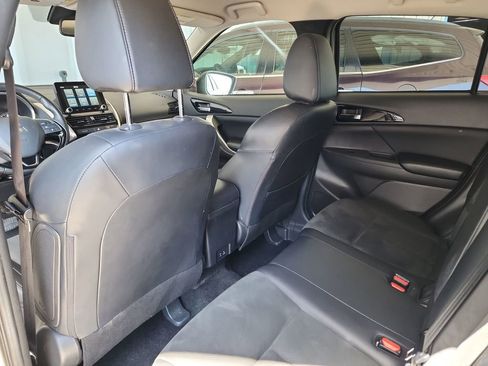 Used 2024 Mitsubishi Eclipse Cross SE AWD/4WD image 38