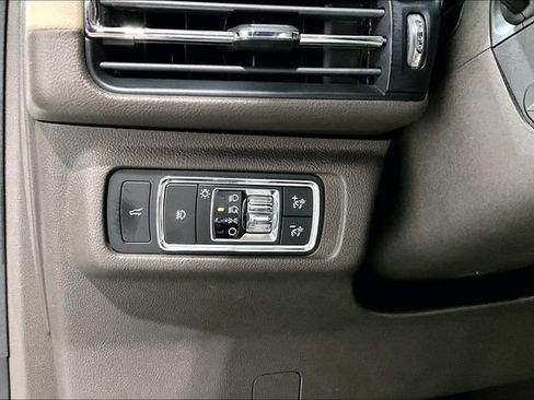 Used 2020 Lincoln Corsair Reserve w/ Equipment Group 201A AWD/4WD image 46