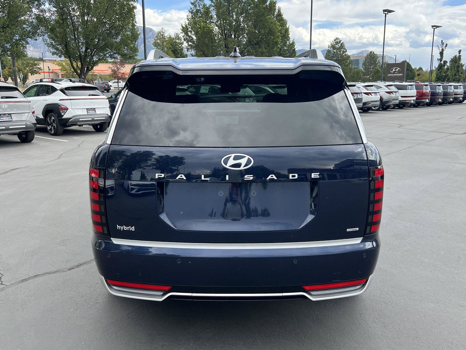 Certified 2026 Hyundai Palisade Calligraphy AWD/4WD image 16