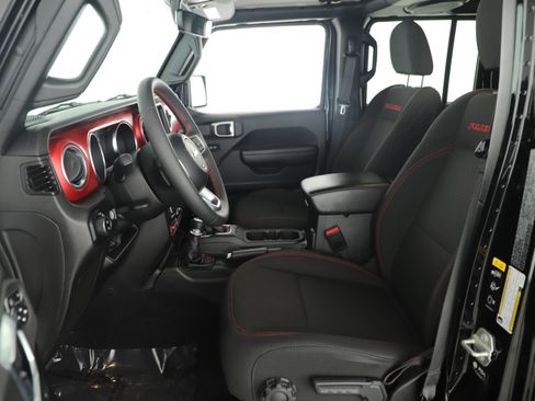 Used 2023 Jeep Gladiator Rubicon w/ Trailer Tow Package image 8