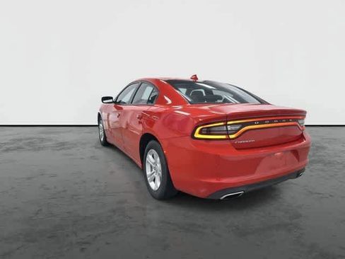 Used 2023 Dodge Charger SXT RWD image 2