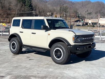 New 2025 Ford Bronco Badlands w/ Sasquatch Package