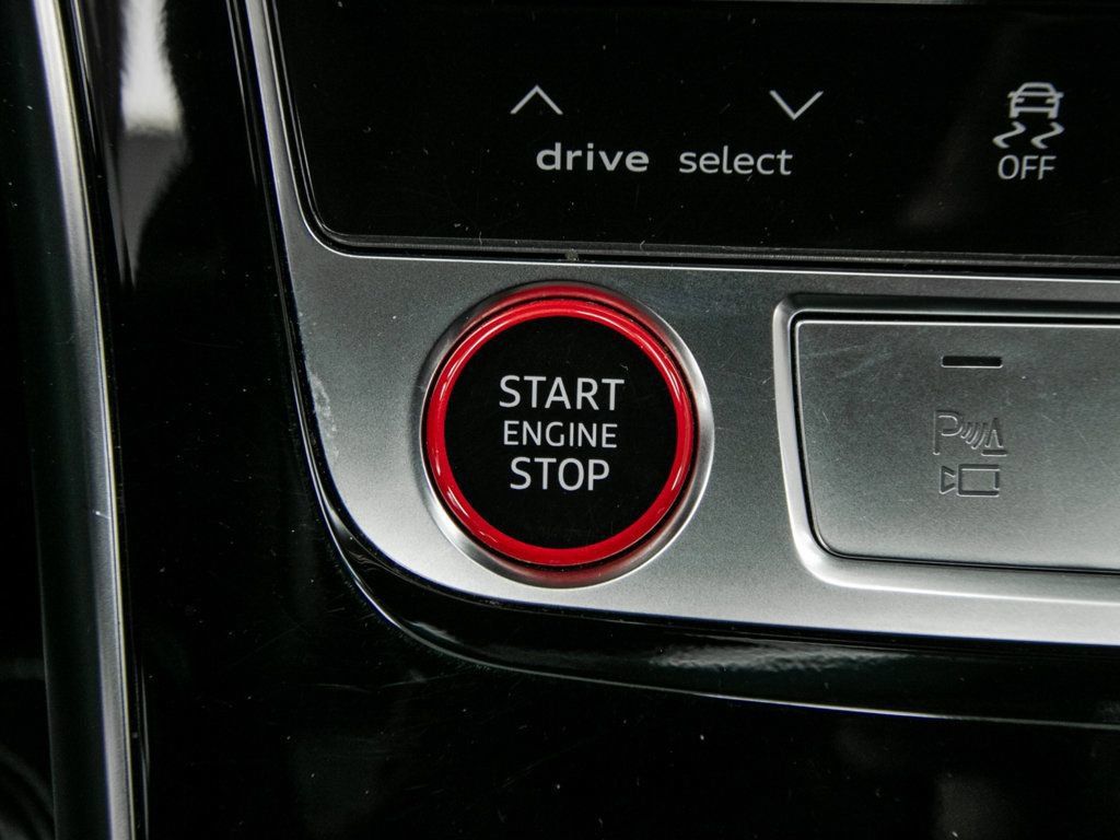 Used 2023 Audi SQ7 Prestige w/ Prestige Package AWD/4WD image 20