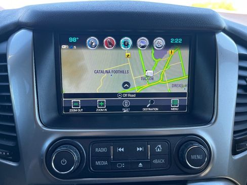 Used 2019 Chevrolet Suburban LT image 15