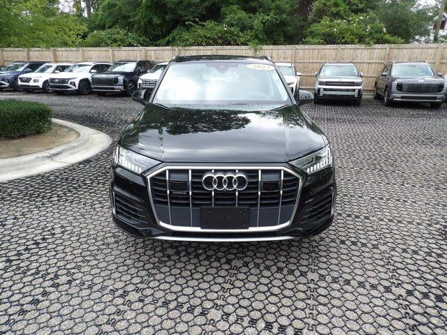 Used 2023 Audi Q7 3.0T Prestige w/ Prestige Package AWD/4WD image 2